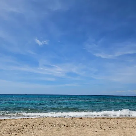 Mari Pintau Holiday home